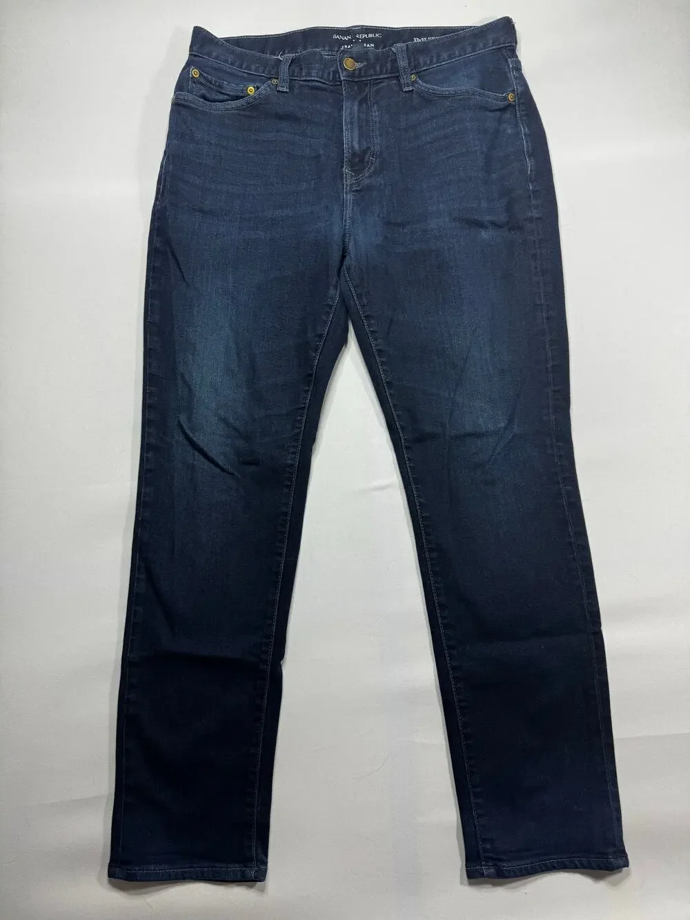 Banana‎ Republic Men's Athletic Fit Blue Travel Jean - Size 33x32 (33x29.5)*